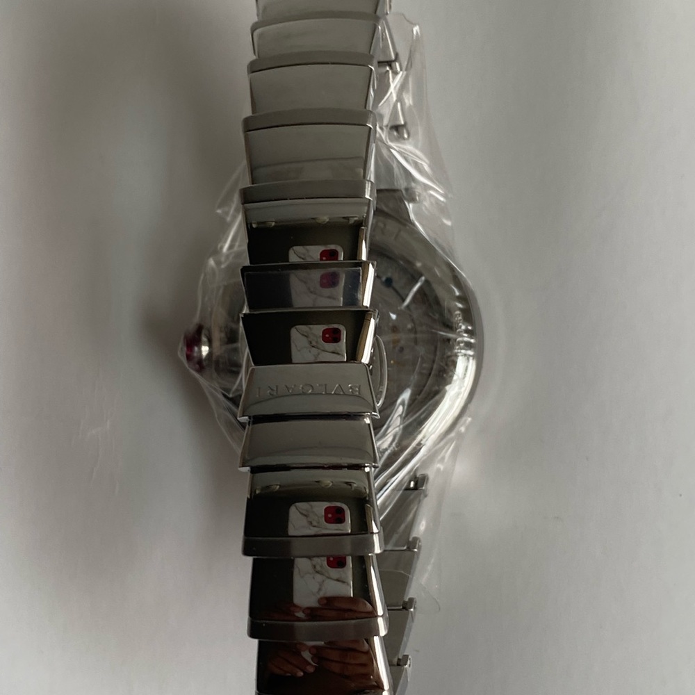 Bvlgari brand new in a box mens stainless steel with factory fitted diamonds - Picture 6 of 10